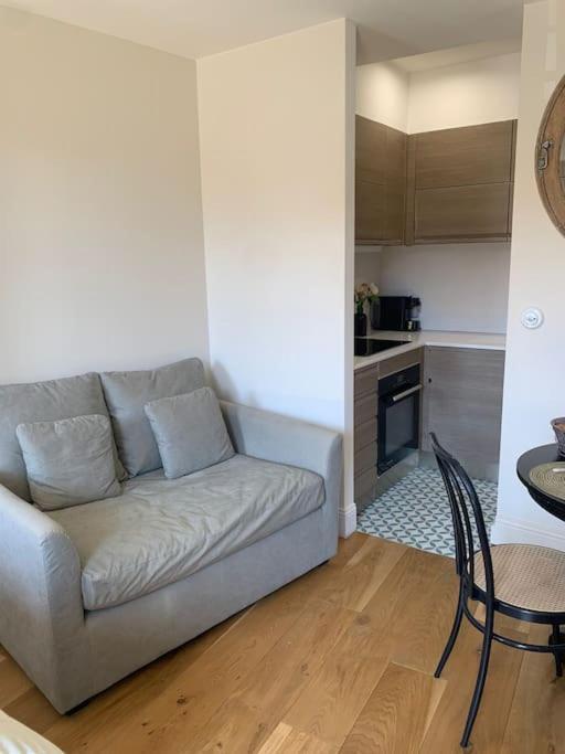 Tres Confortable Le Renaissance Entre Paris Et Cdg Apartment *